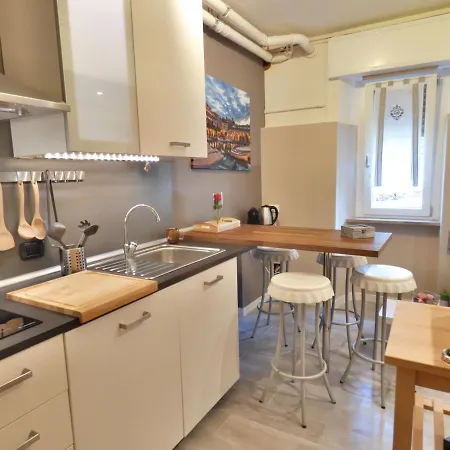 Apartman Charming House In Old Town Desenzano *