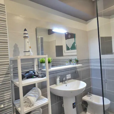 Charming House In Old Town Desenzano
