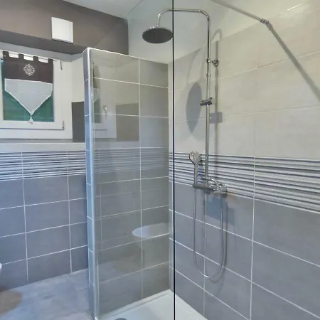 Charming House In Old Town Desenzano *
