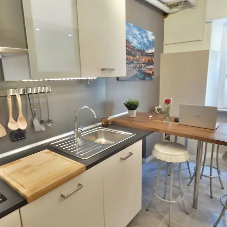 Apartman Charming House In Old Town Desenzano *