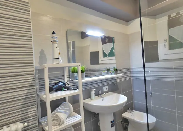 Charming House In Old Town Desenzano